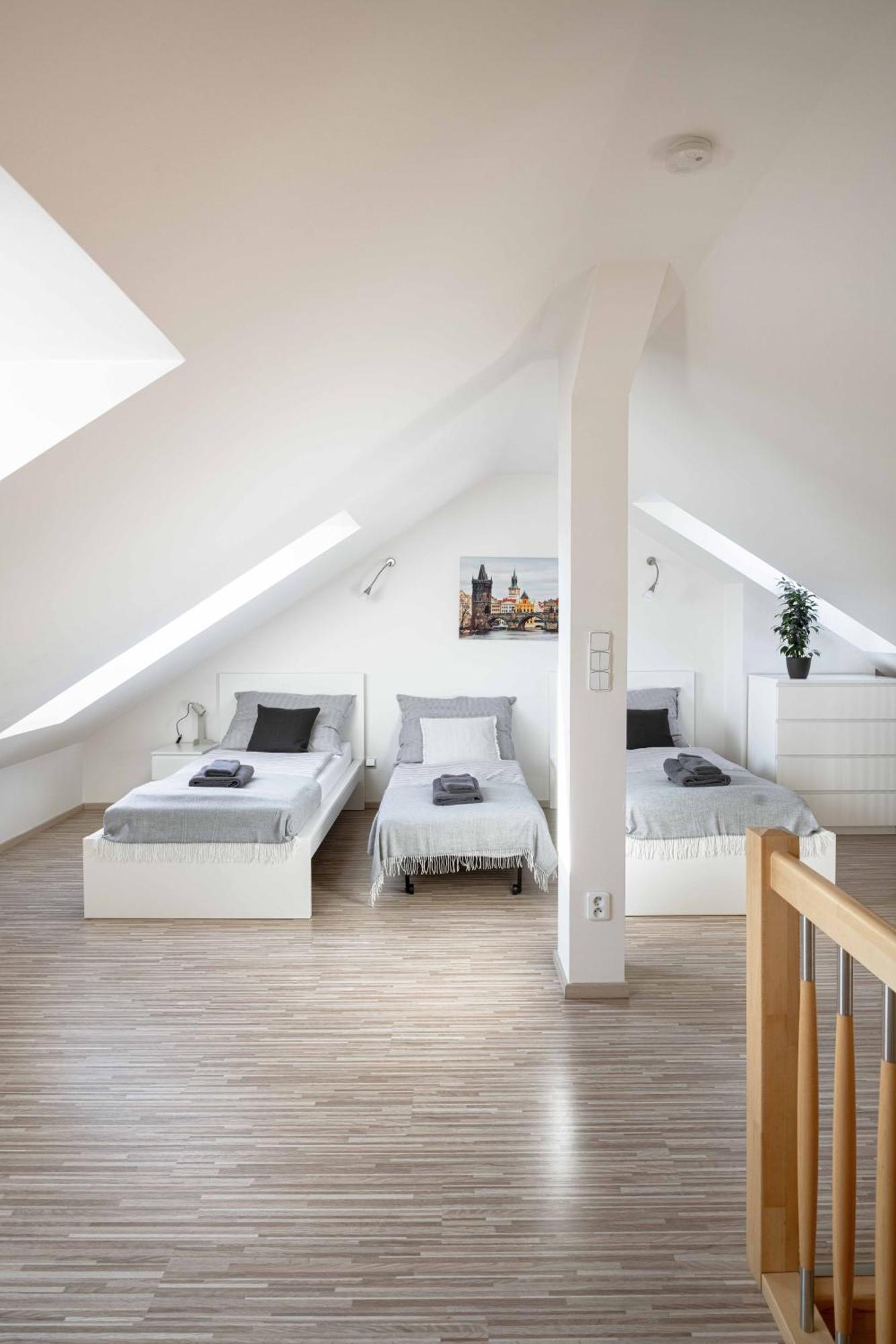 150m² 4br Duplex Near Metro & Center Apartament