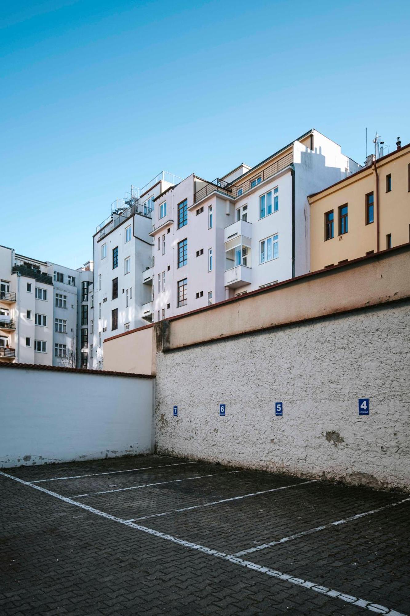 Apartament 150m² 4br Duplex Near Metro & Center