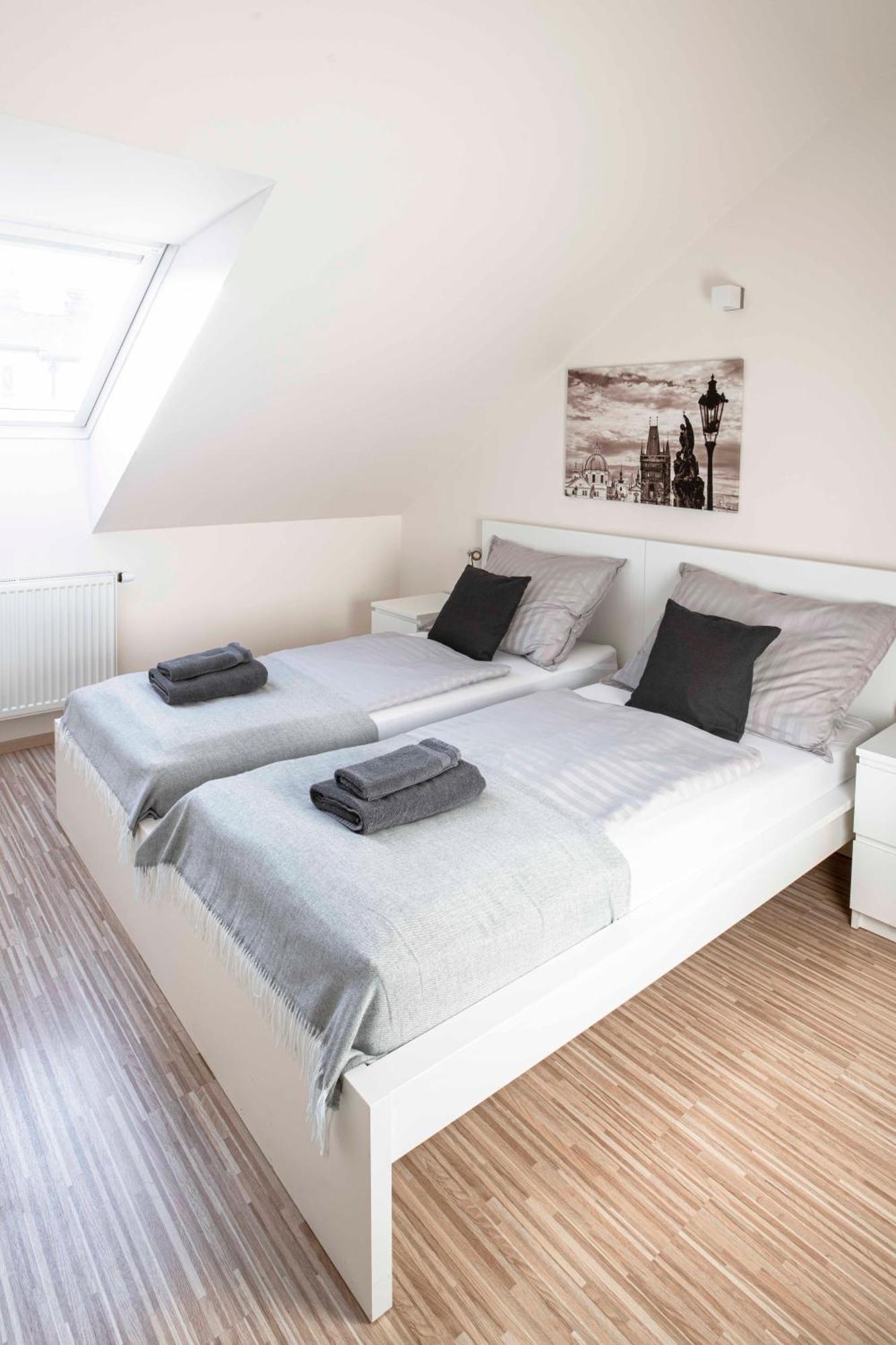 150m² 4br Duplex Near Metro & Center Praga